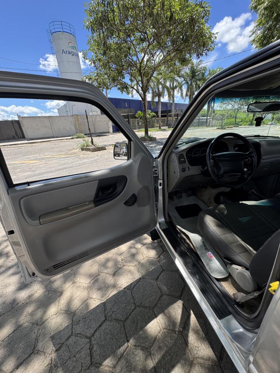 Ranger XL - Foto #3 do anúncio à venda de Carro clássico