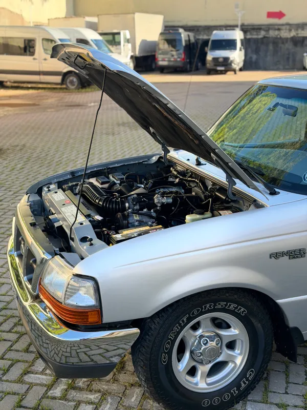 Ranger XLT - Foto #5 do anúncio à venda de Carro clássico