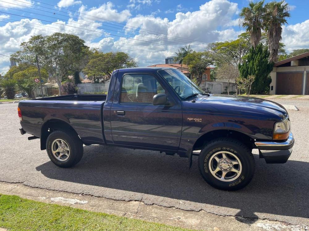 Ranger XLT - Foto #2 do anúncio à venda de Carro clássico