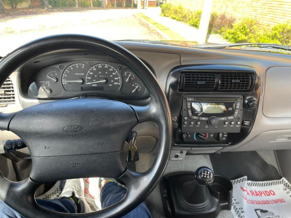 Ranger XLT - Foto #4 do anúncio à venda de Carro clássico