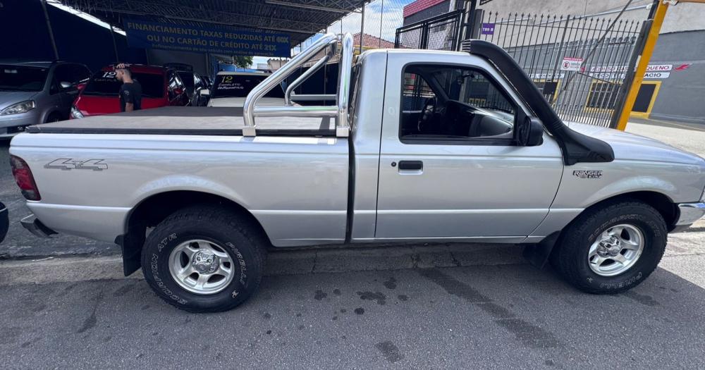 Ranger XLT - Foto #7 do anúncio à venda de Carro clássico