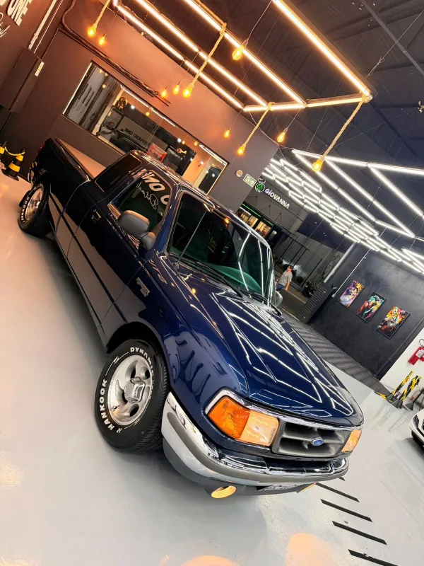 Ranger XLT - Foto #3 do anúncio à venda de Carro clássico