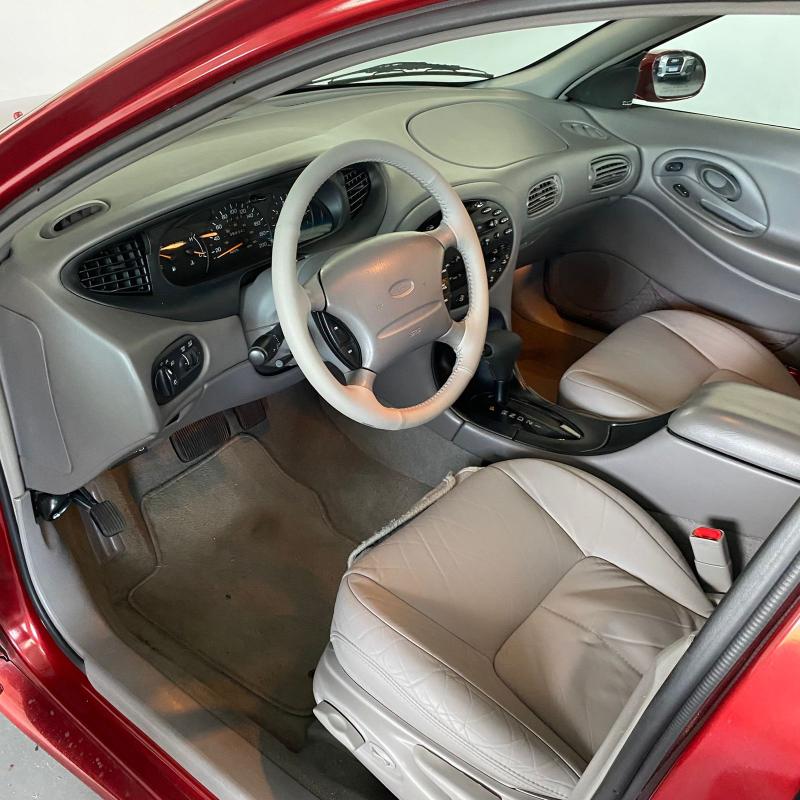 Taurus - Foto #5 do anúncio à venda de Carro clássico