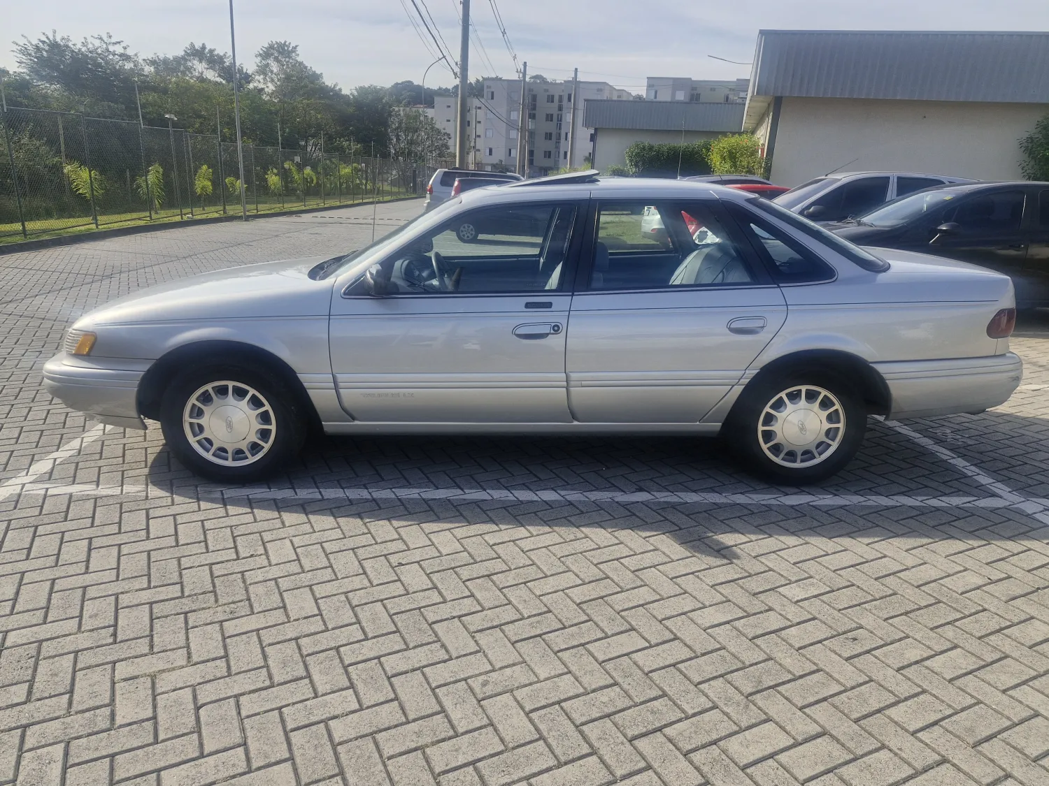 avv-ford-taurus-venda-1f48b04-imagem-013