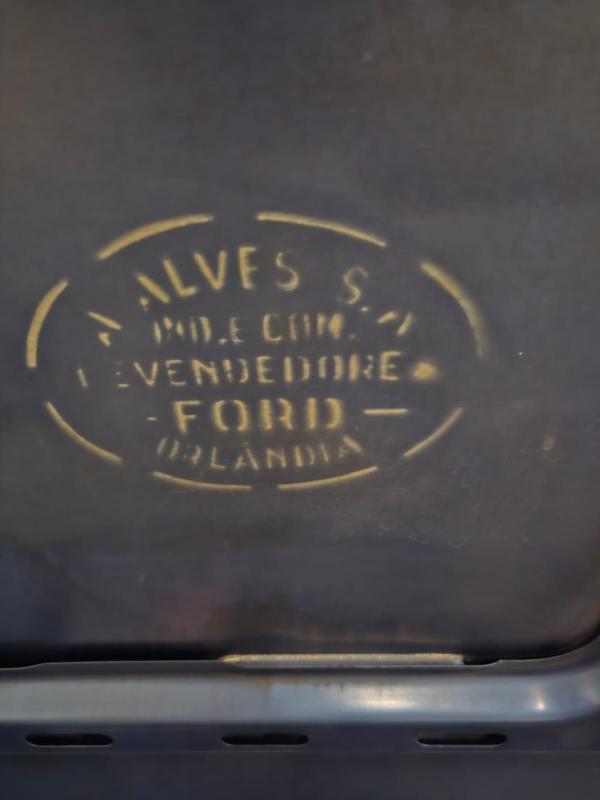 Versailles - Foto #9 do anúncio à venda de Carro clássico