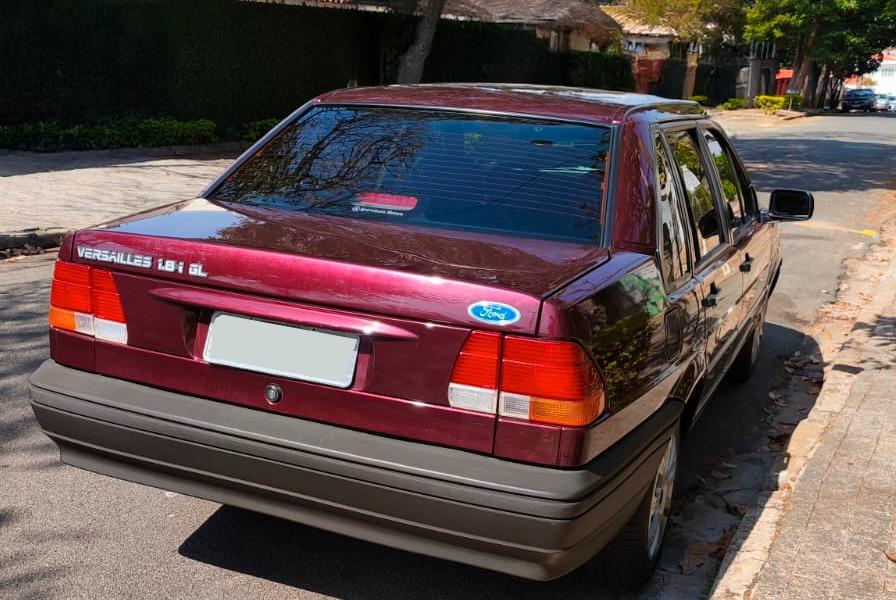 Versailles - Foto #3 do anúncio à venda de Carro clássico