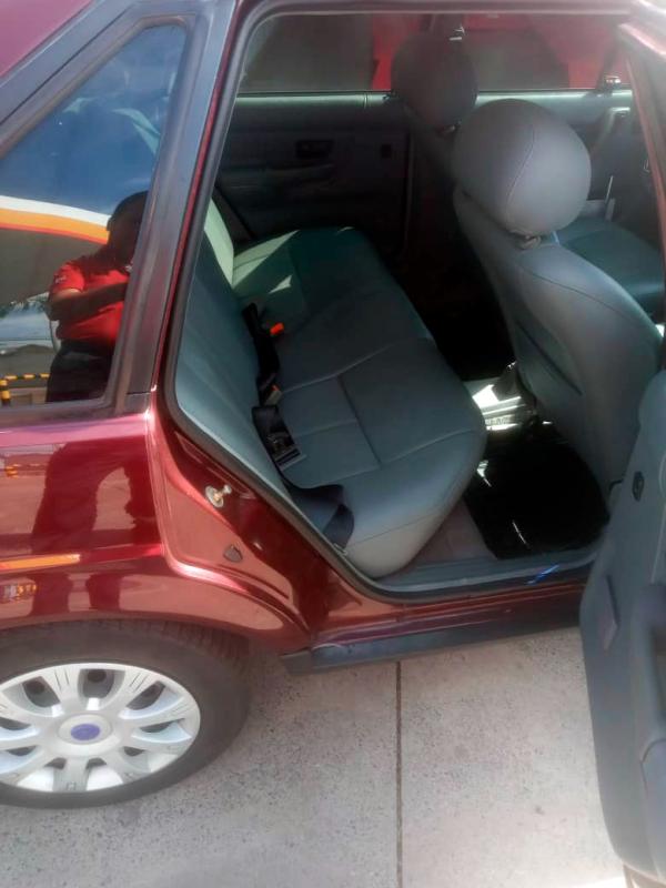 Versailles - Foto #17 do anúncio à venda de Carro clássico
