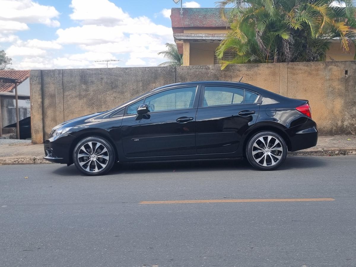 Civic - Foto #7 do anúncio à venda de Carro clássico