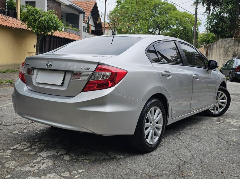 Civic - Foto #21 do anúncio à venda de Carro clássico