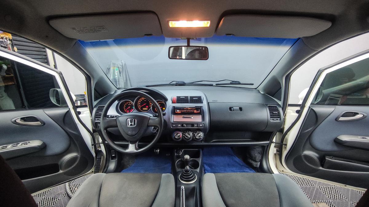 Fit - Foto #19 do anúncio à venda de Carro clássico