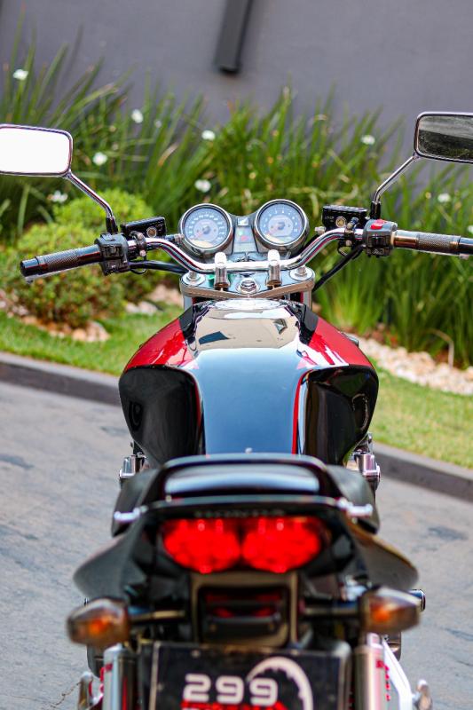 CB 1300 - Foto #4 do anúncio à venda de Carro clássico