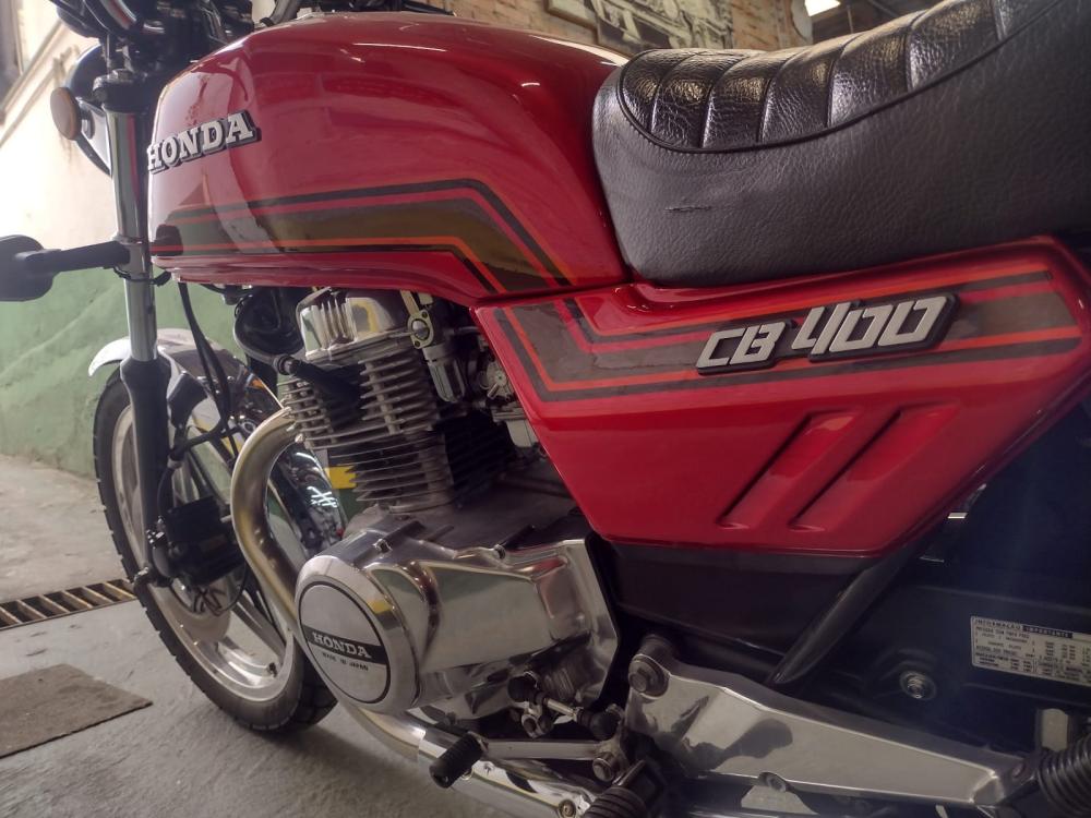 CB 400 - Foto #3 do anúncio à venda de Carro clássico