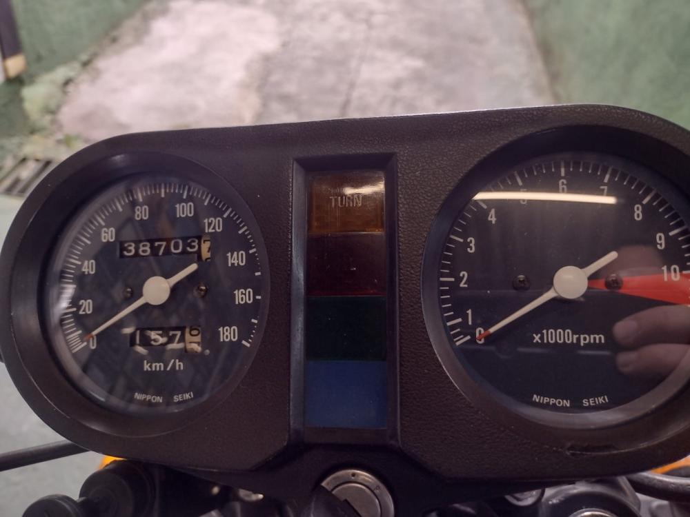 CB 400 - Foto #26 do anúncio à venda de Carro clássico
