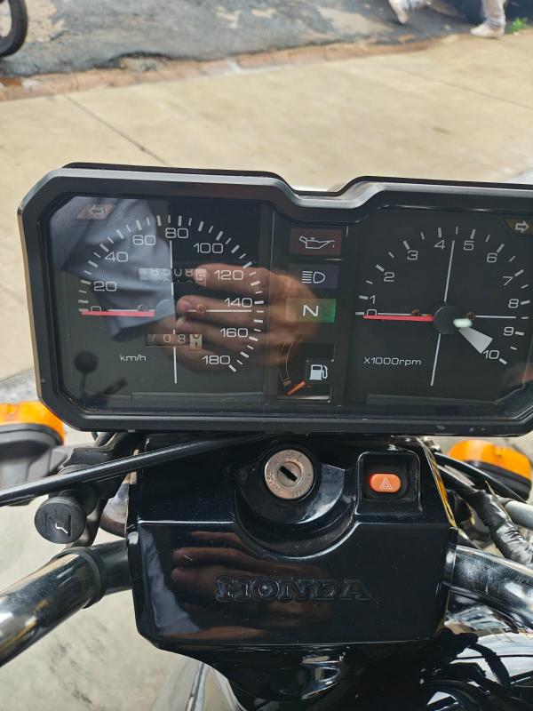 CB 400 - Foto #6 do anúncio à venda de Carro clássico