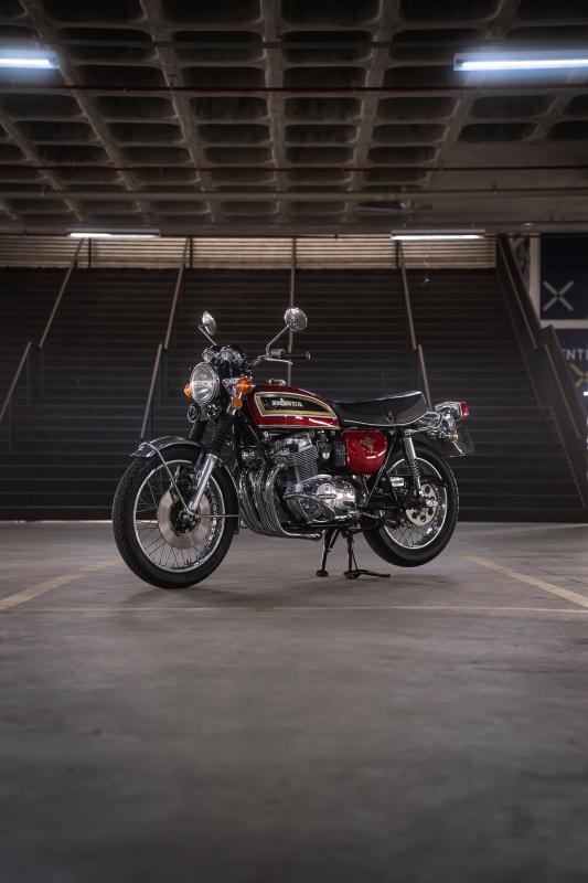 CB 750 - Foto #17 do anúncio à venda de Carro clássico