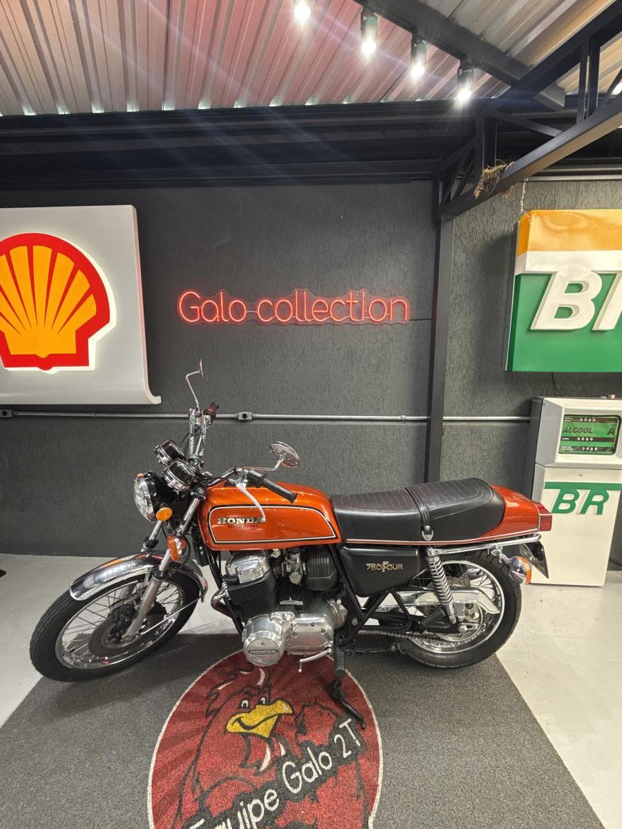 CB 750 - Foto #6 do anúncio à venda de Carro clássico