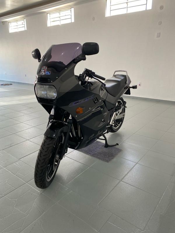 CBX 750 Four - Foto #4 do anúncio à venda de Carro clássico