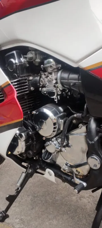 CBX 750 Four - Foto #8 do anúncio à venda de Carro clássico