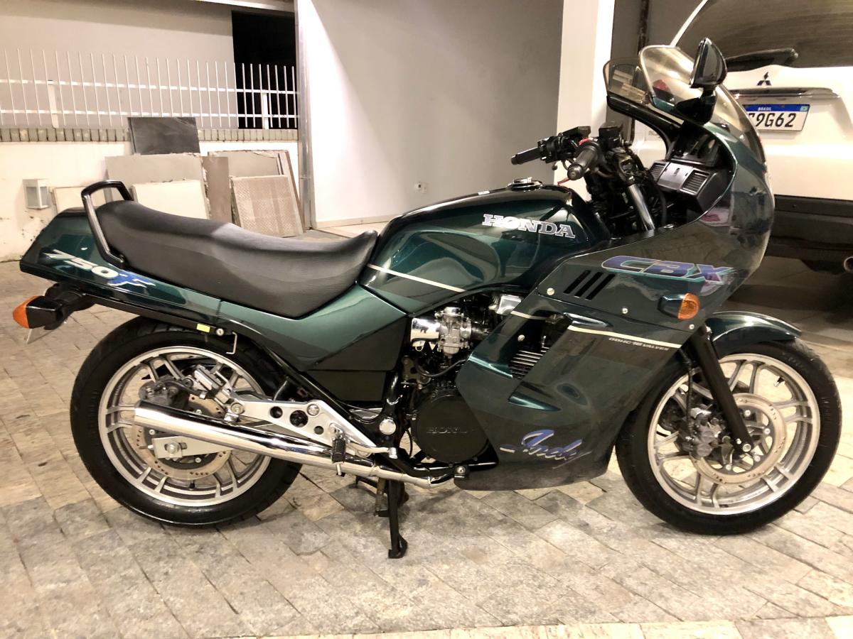 CBX - Foto #10 do anúncio à venda de Carro clássico
