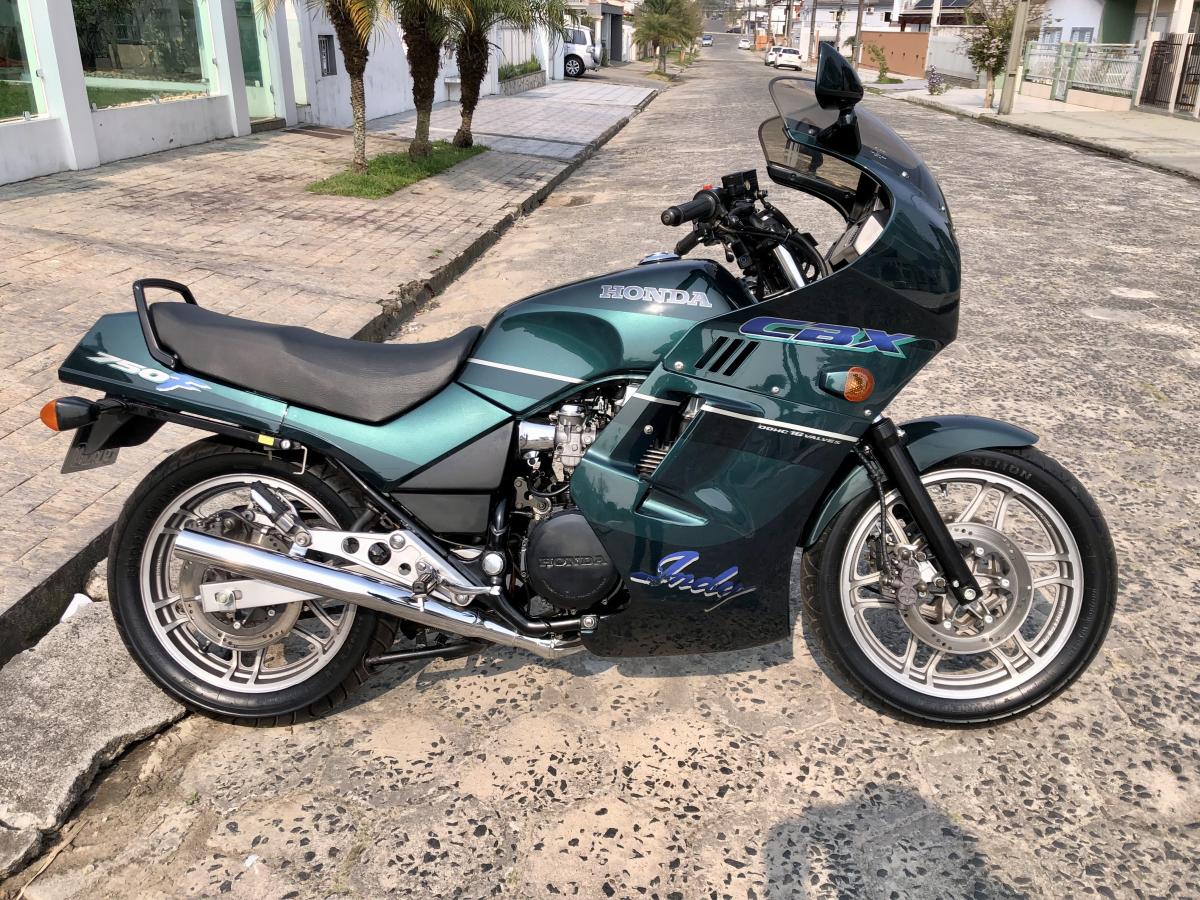 CBX - Foto #14 do anúncio à venda de Carro clássico