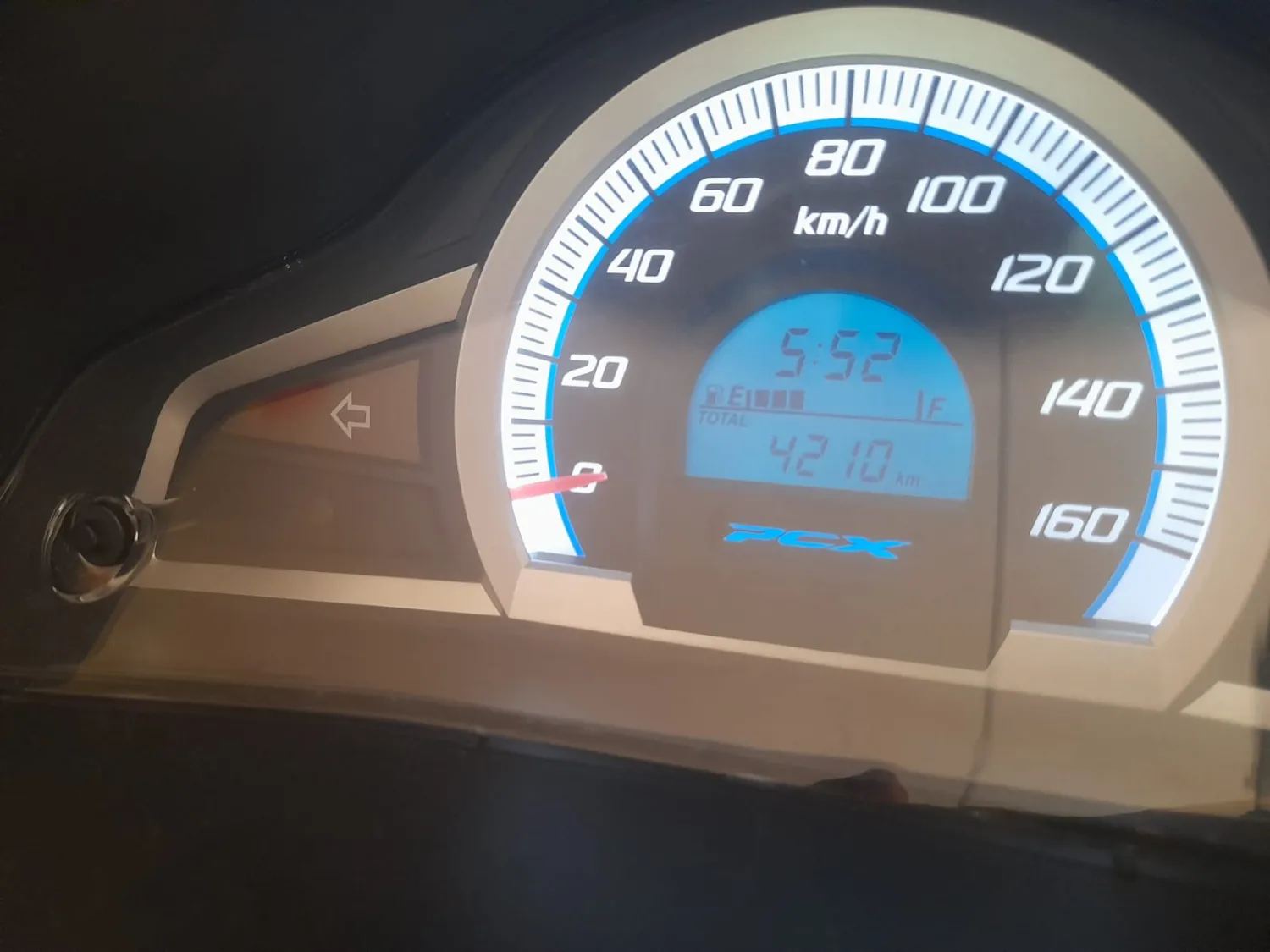PCX - Foto #2 do anúncio à venda de Carro clássico