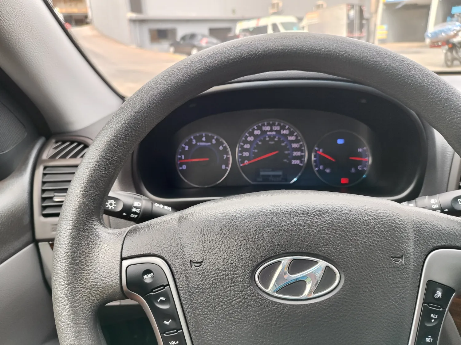 avv-hyundai-santa-fe-venda-894abc0-imagem-006