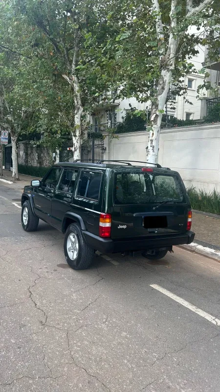 Cherokee - Foto #5 do anúncio à venda de Carro clássico