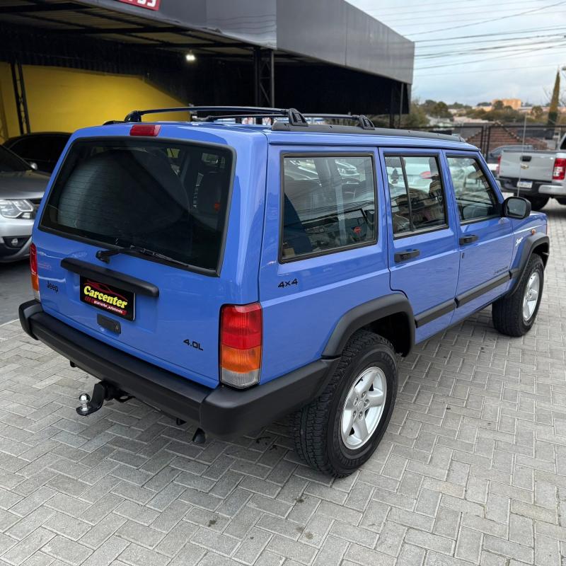 Cherokee - Foto #13 do anúncio à venda de Carro clássico