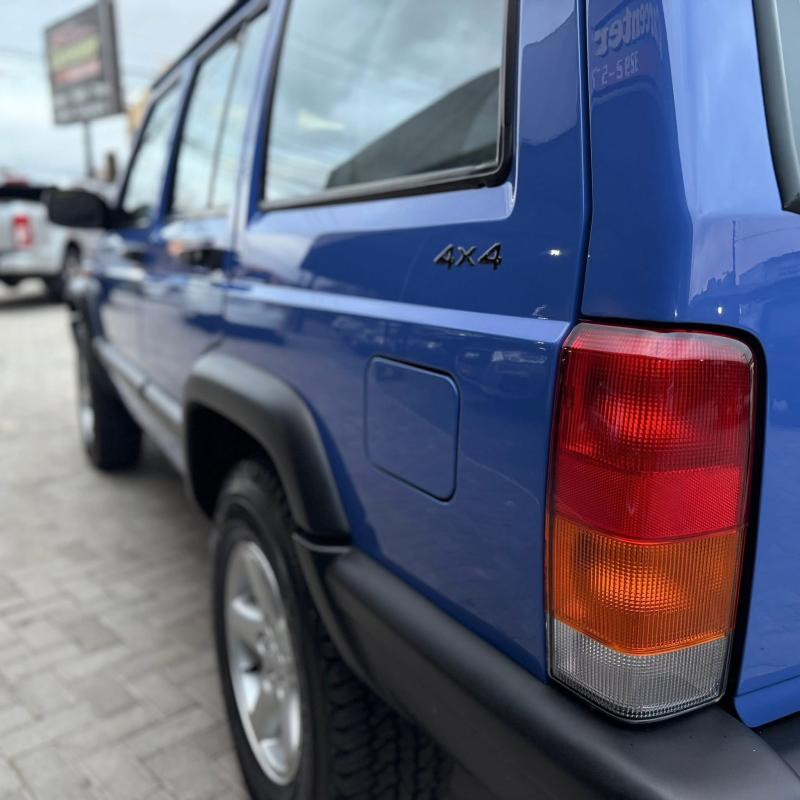 Cherokee - Foto #22 do anúncio à venda de Carro clássico