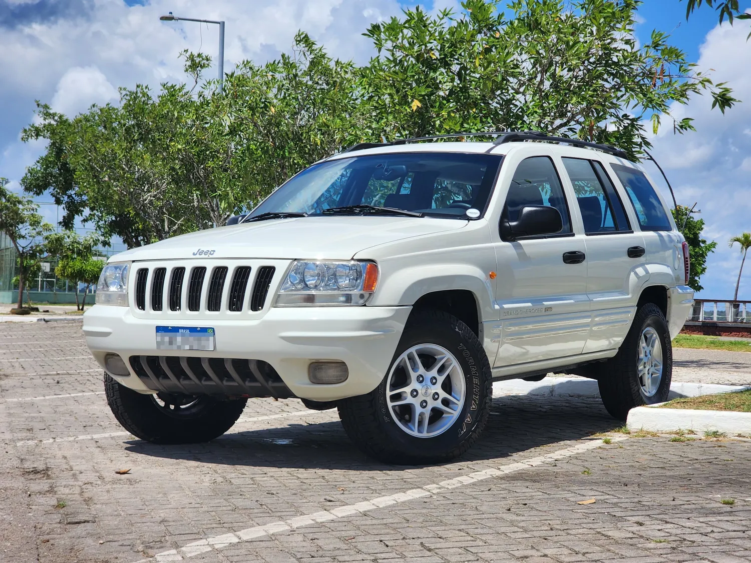 Cherokee - Foto #3 do anúncio à venda de Carro clássico