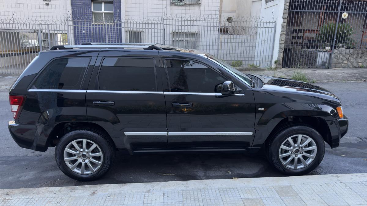 Grand Cherokee - Foto #3 do anúncio à venda de Carro clássico