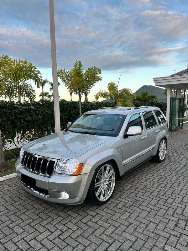 Grand Cherokee - Foto #4 do anúncio à venda de Carro clássico