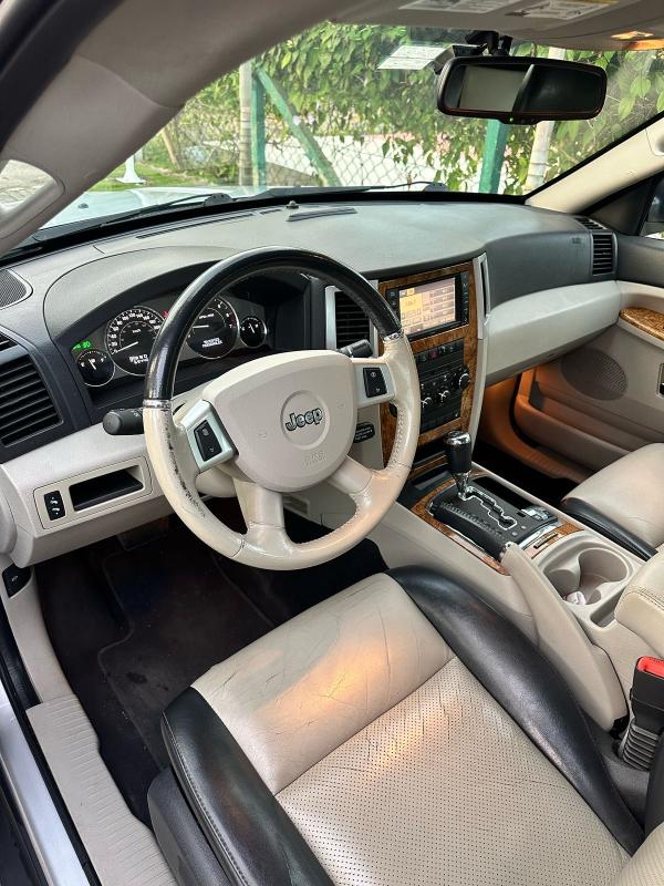 Grand Cherokee - Foto #8 do anúncio à venda de Carro clássico