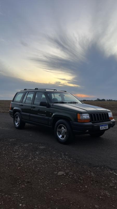 Grand Cherokee - Foto #5 do anúncio à venda de Carro clássico