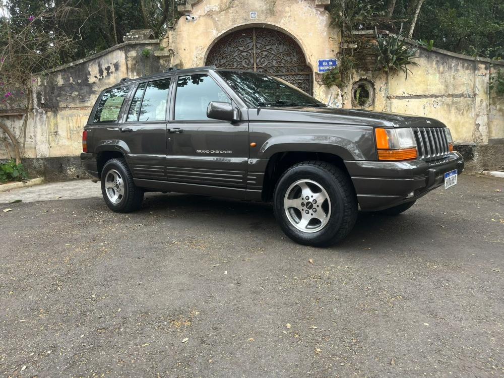 Grand Cherokee - Foto #6 do anúncio à venda de Carro clássico