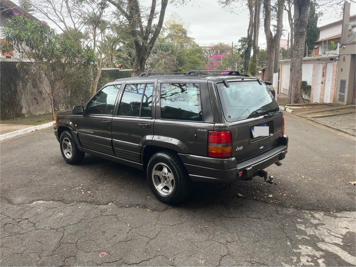 Grand Cherokee - Foto #13 do anúncio à venda de Carro clássico