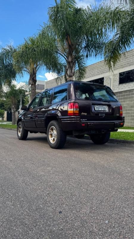 Grand Cherokee - Foto #16 do anúncio à venda de Carro clássico