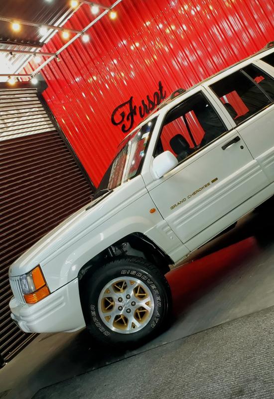Grand Cherokee - Foto #11 do anúncio à venda de Carro clássico