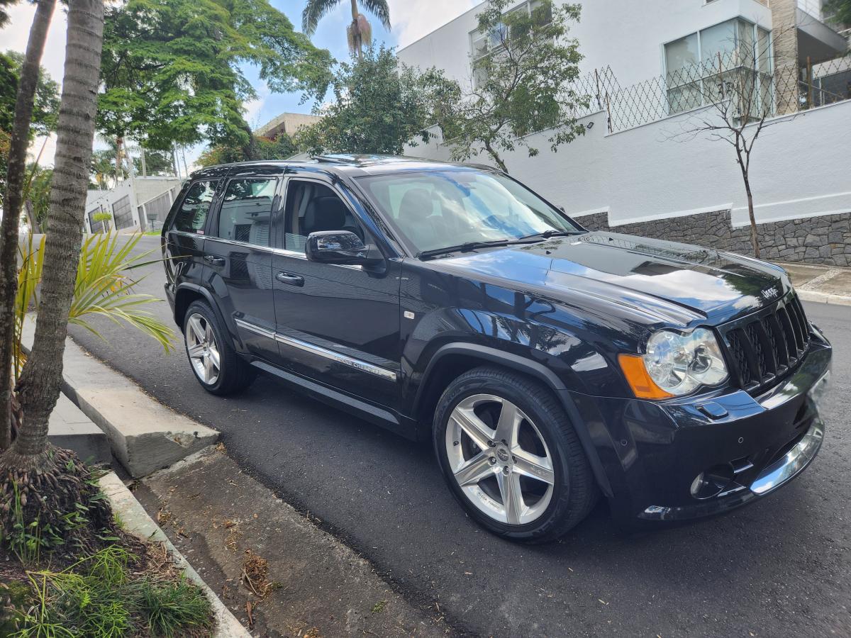 Grand Cherokee - Foto #4 do anúncio à venda de Carro clássico