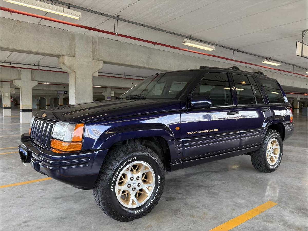 Grand Cherokee - Foto #17 do anúncio à venda de Carro clássico