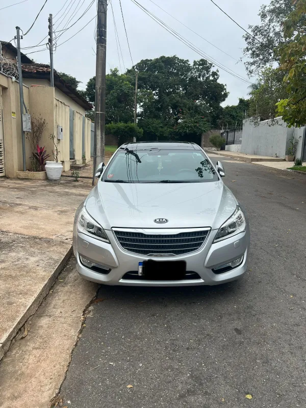 avv-kia-motors-cadenza-venda-47fa39e-imagem-005