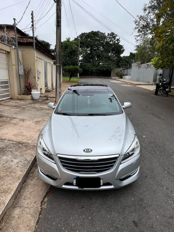 avv-kia-motors-cadenza-venda-47fa39e-imagem-006