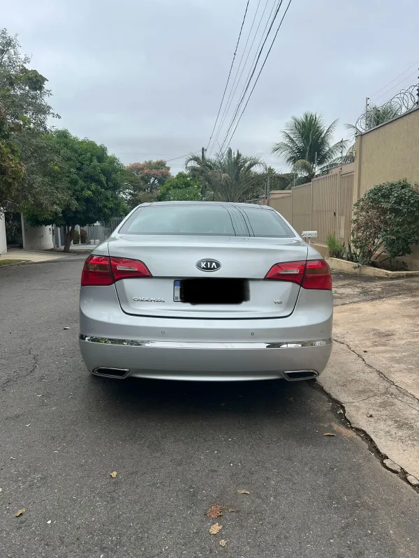 avv-kia-motors-cadenza-venda-47fa39e-imagem-007