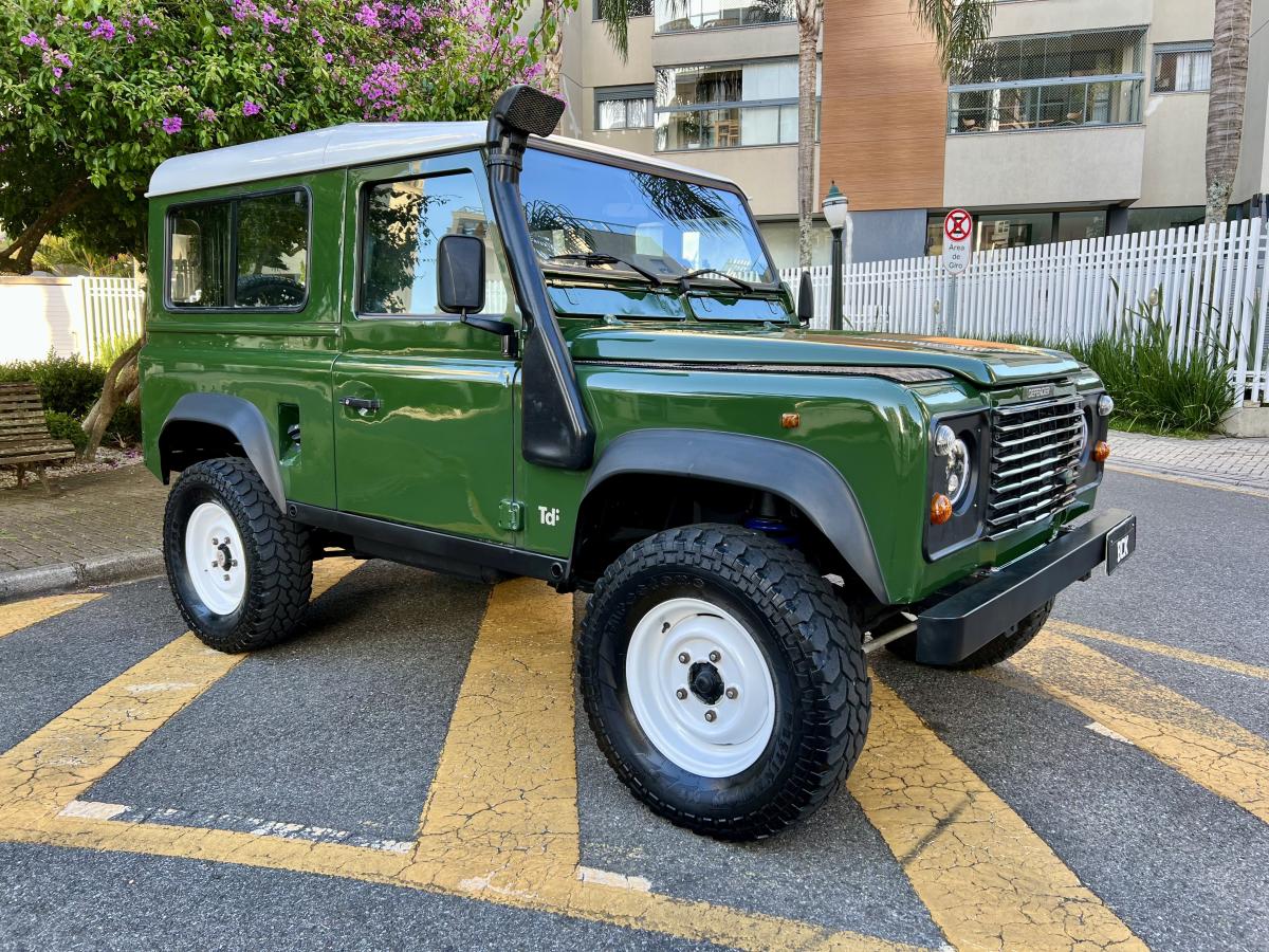 Defender - Foto #4 do anúncio à venda de Carro clássico