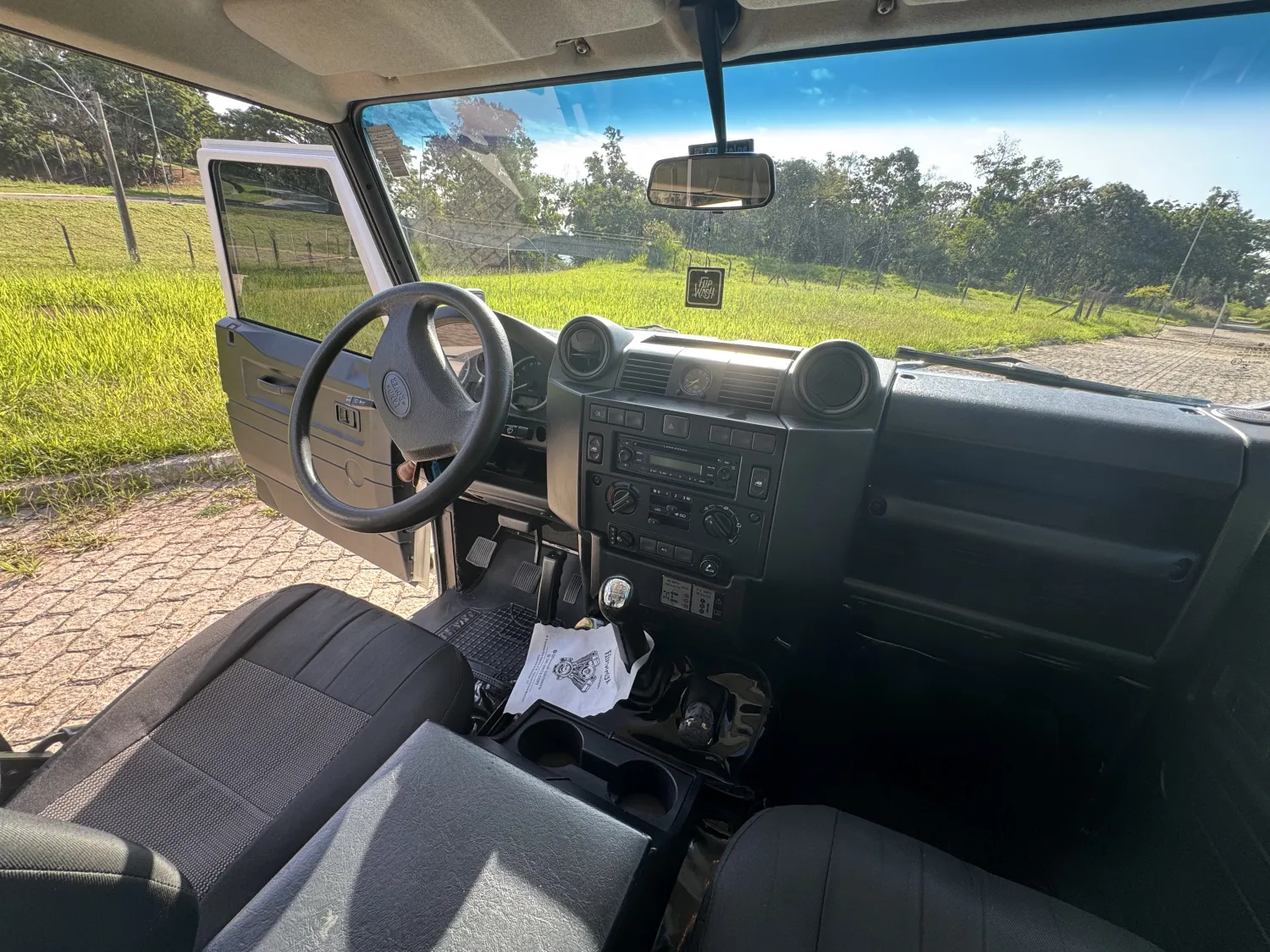 Defender - Foto #12 do anúncio à venda de Carro clássico