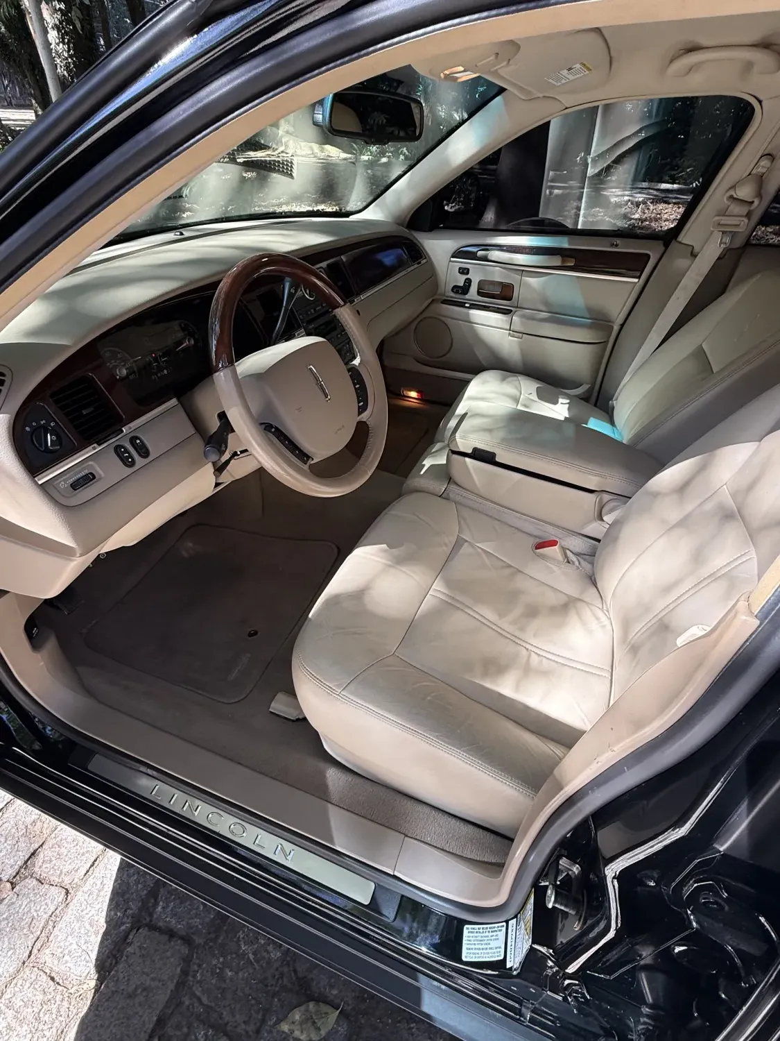 avv-lincoln-towncar-venda-fdda913-imagem-008