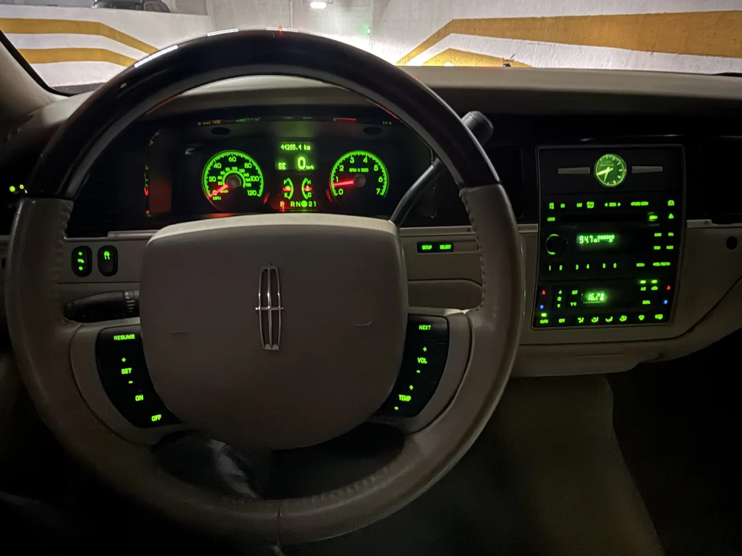 avv-lincoln-towncar-venda-fdda913-imagem-012