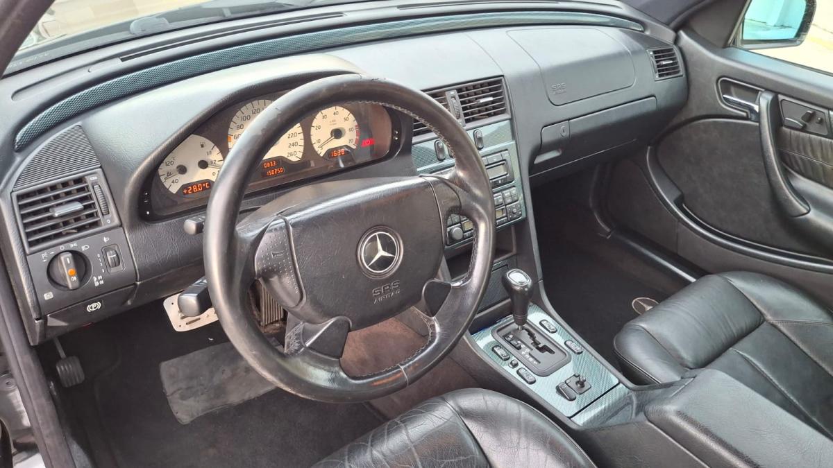 C230 - Foto #19 do anúncio à venda de Carro clássico