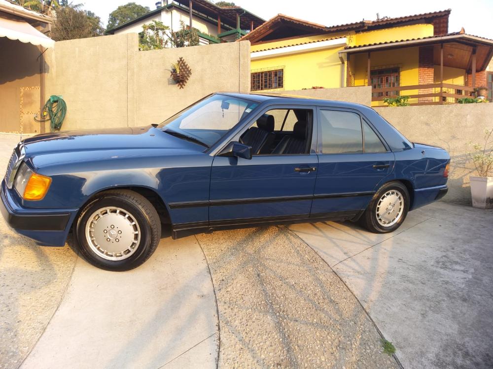 300E - Foto #14 do anúncio à venda de Carro clássico