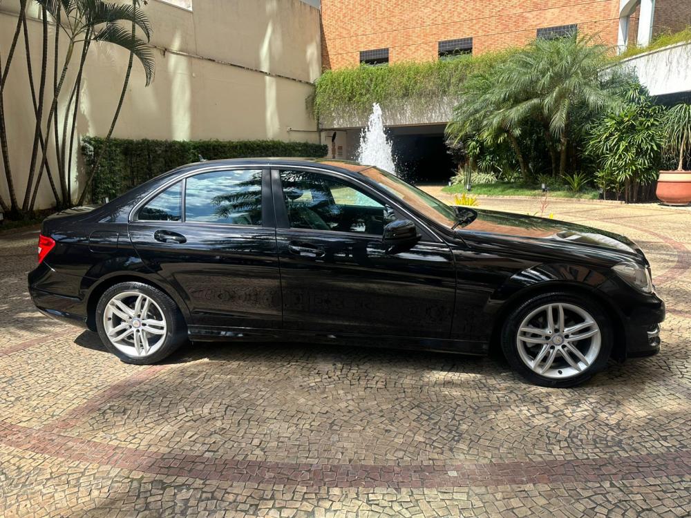 C180 - Foto #2 do anúncio à venda de Carro clássico